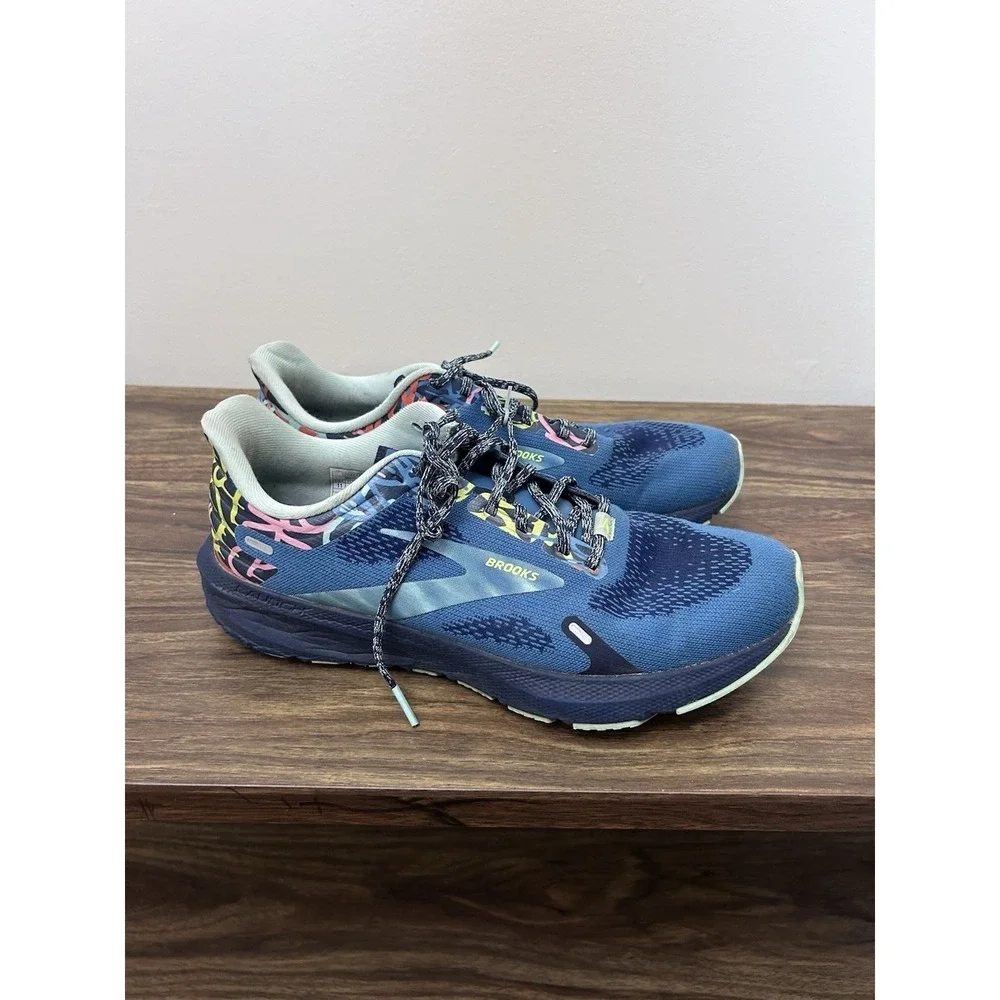 Brooks Womens Launch 9 Running Shoe Blue‎ Size 11
